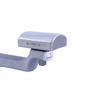 FRETZ M-117 扁平袖口桩/2 1/16” 或 52 毫米长